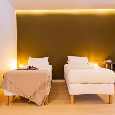 Modern And Stylish R Апартаменты